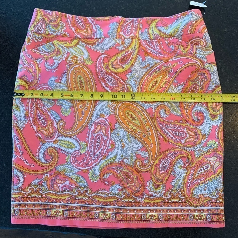 Paisley in pinks and yellows for spring Charter club skirt size 16 petite